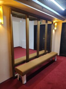 Operos ir baleto teatro veidrodžiai atnaujinimas