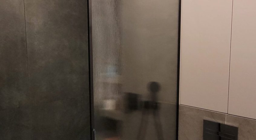 Raywall stiklo atitvaras