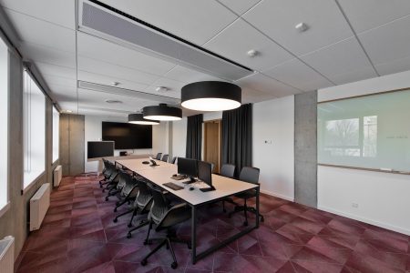 Stiklinė rašymo lenta su medine lentynele