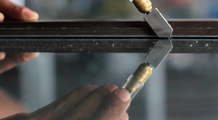 Cut,Glass,And,Reflections